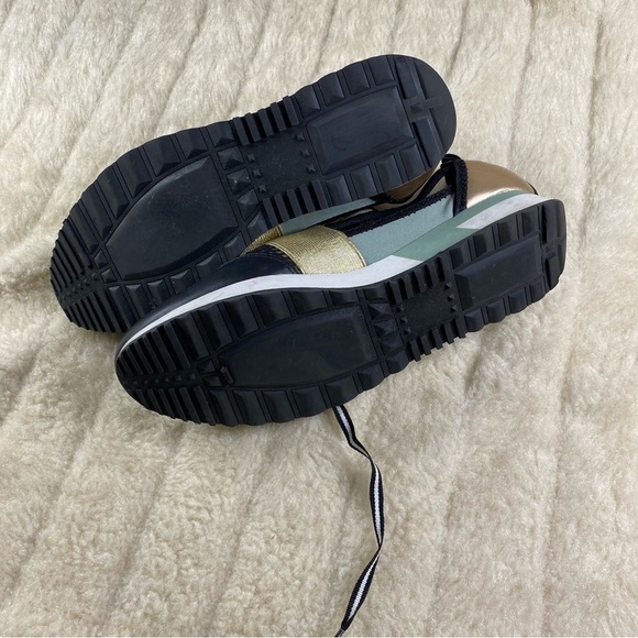 𝅺steve Maddan Cut Out Sneakers - Picture 2 of 10